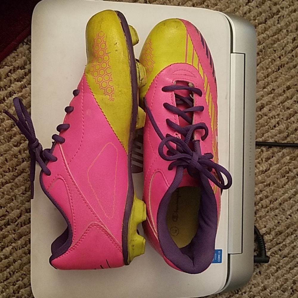 Girl's shoes
